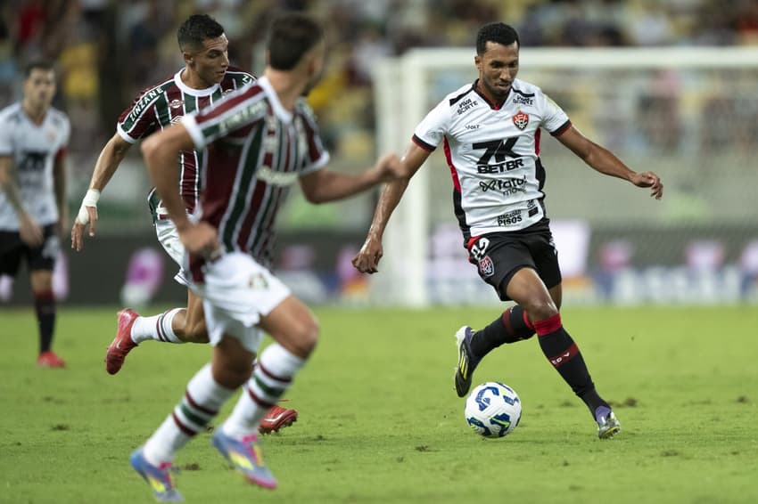 Lucas Braga faz jogada do gol contra o Fluminense Foto: Jorge Rodrigues/AGIF
