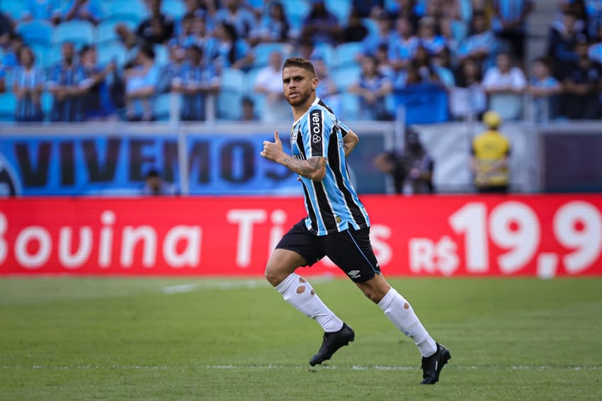 Cuéllar tem oito jogos pelo Grêmio em 2025. (Foto: Maxi Franzoi/AGIF)