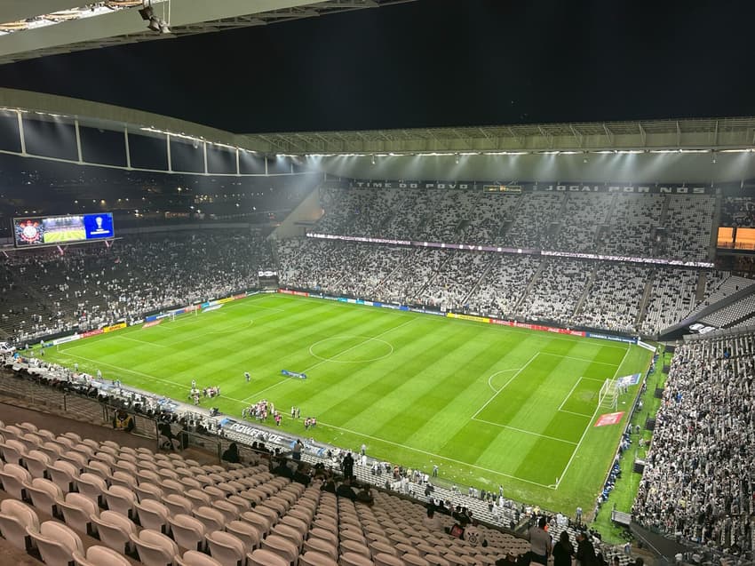 Neo Química Arena recebe Corinthians x Racing-URU