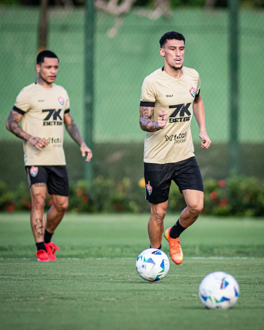 Baralhas em treino do Vitória Foto: Victor Ferreira / EC Vitória