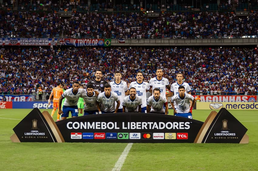 Time do Bahia reunido antes do jogo contra o Atlético Nacional Foto: Letícia Martins / EC Bahia
