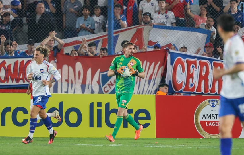 Anthoni, goleiro do Internacional