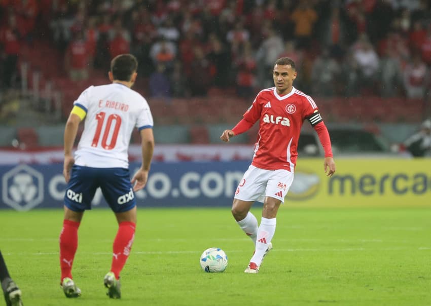 Alan Patrick e Rafael Borré, do Internacional