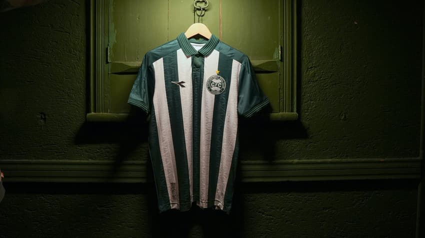 camisa 2 jogadeira Coritiba 2025