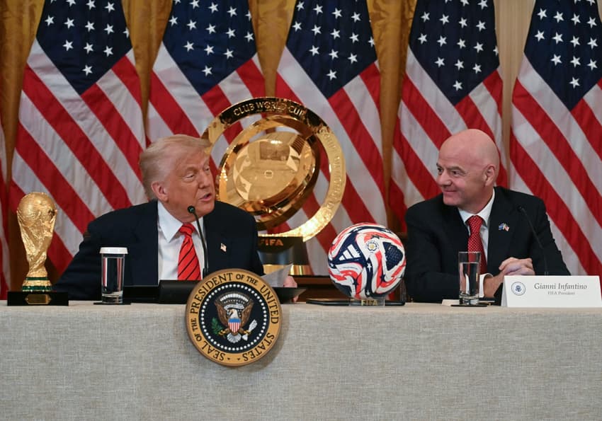 Donald Trump e Gianni Infantino em evento para discutir a Copa do Mundo (Foto: Jim Watson/AFP)