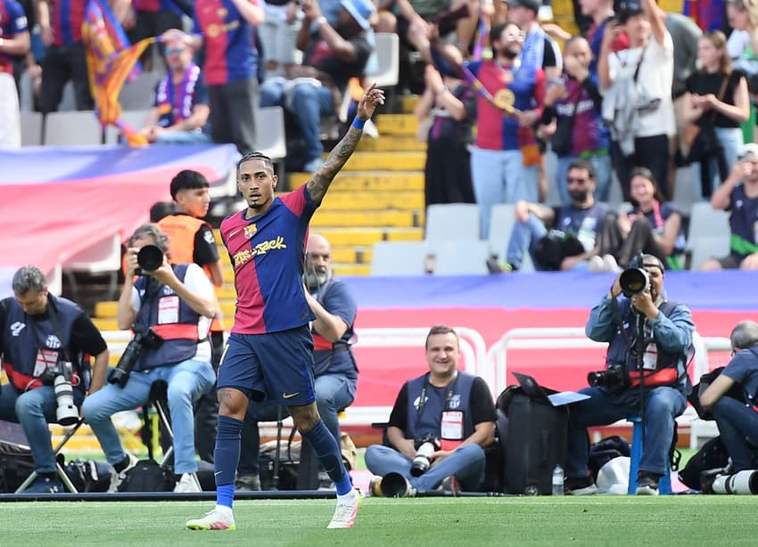 Raphinha bateu recordes contra o Real Madrid por La Liga
