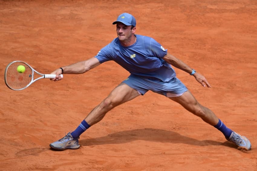 Tommy Paul na vitória sobre Hurkacz em Roma (Foto: PIERO CRUCIATTI / AFP)