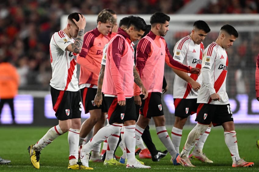 River Plate - Eliminação Apertura