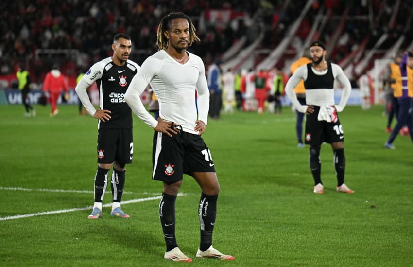 Corinthians Huracán Carrillo