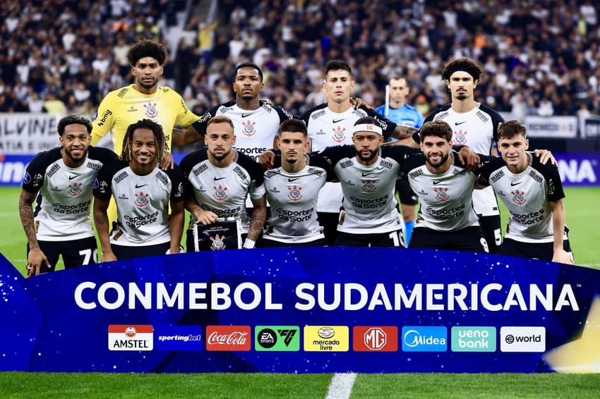 Corinthians x América de Cali (Foto: Marcello Zambrana/AGIF)