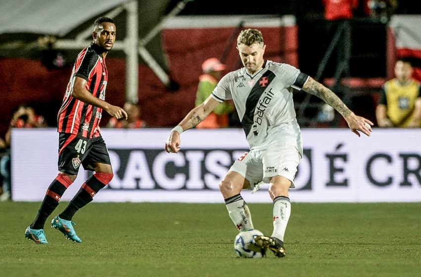 Vitória x Vasco Vegetti