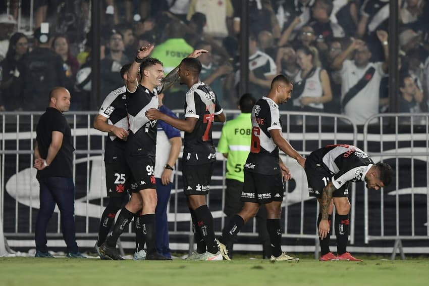 Vasco x Operário