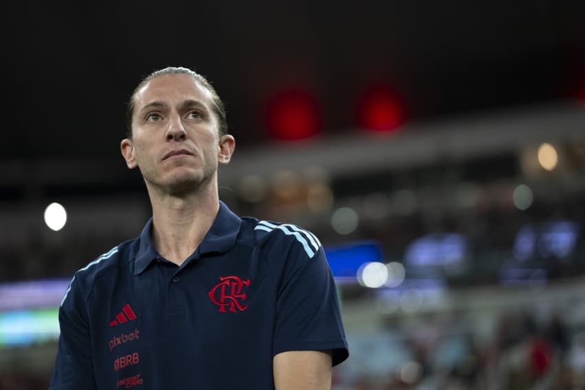 Filipe Luis, técnico do Flamengo, durante partida contra o Botafogo-PB no Maracanã pela Copa Do Brasil 2025 (Foto: Jorge Rodrigues/AGIF)