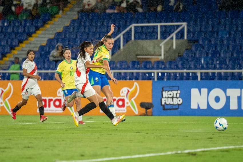 Gabi Brasil sub-17