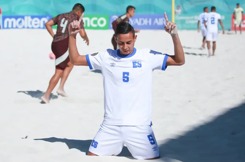Emerson Cerna, estreante da seleção (Foto: FIFA)