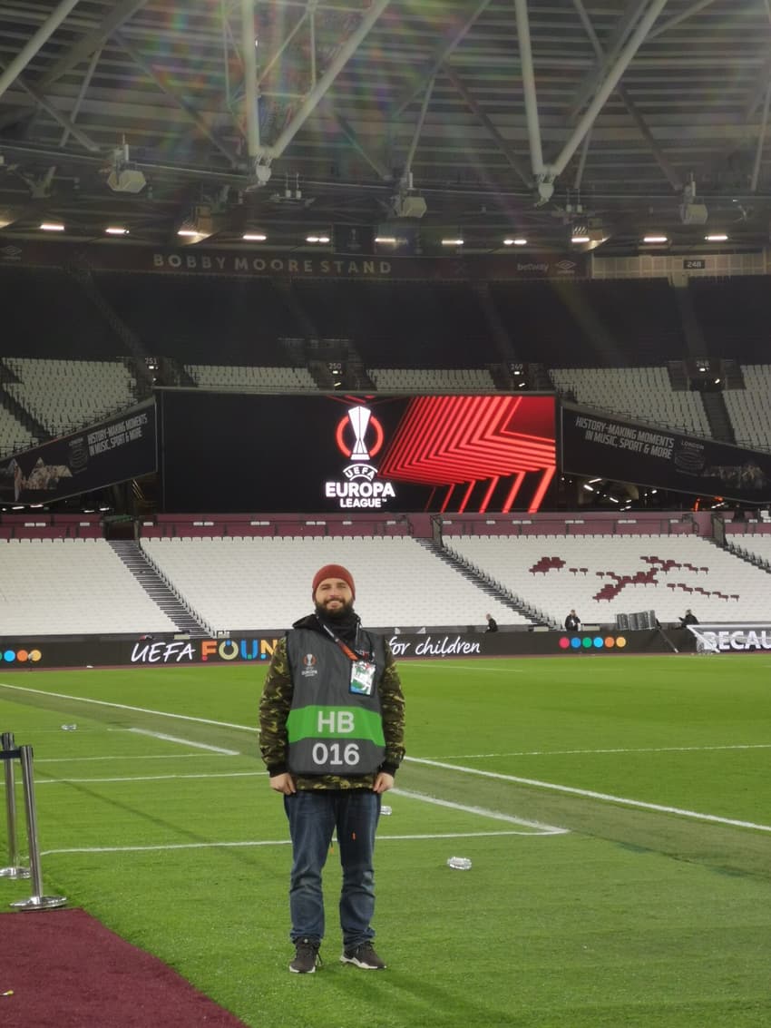 Jonathan Batista, operador de som de jogos da Champions League (Foto: Reprodução)