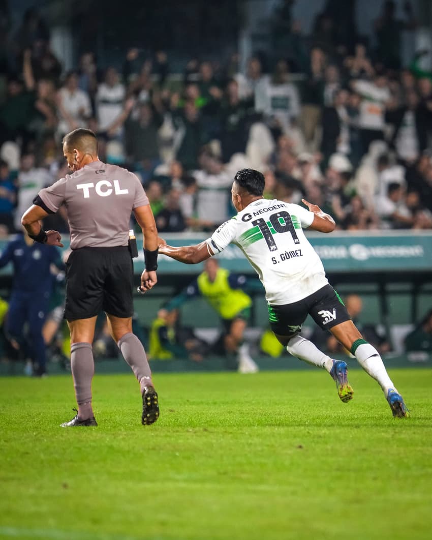 Coritiba América-MG Série B