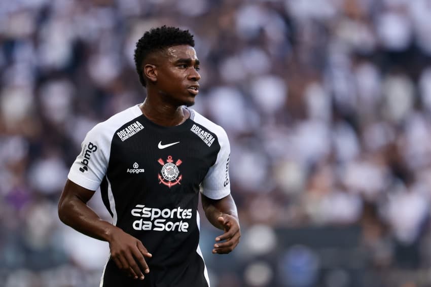 Félix Torres em Corinthians x Santos