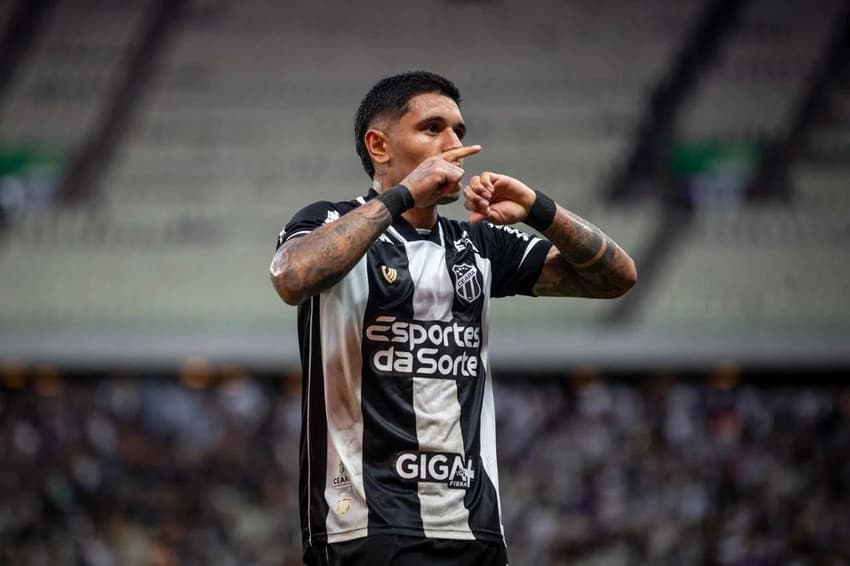 Galeano comemora gol do Ceará contra o Sport, pelo Brasileirão (Foto: Felipe Santos/Ceará SC)