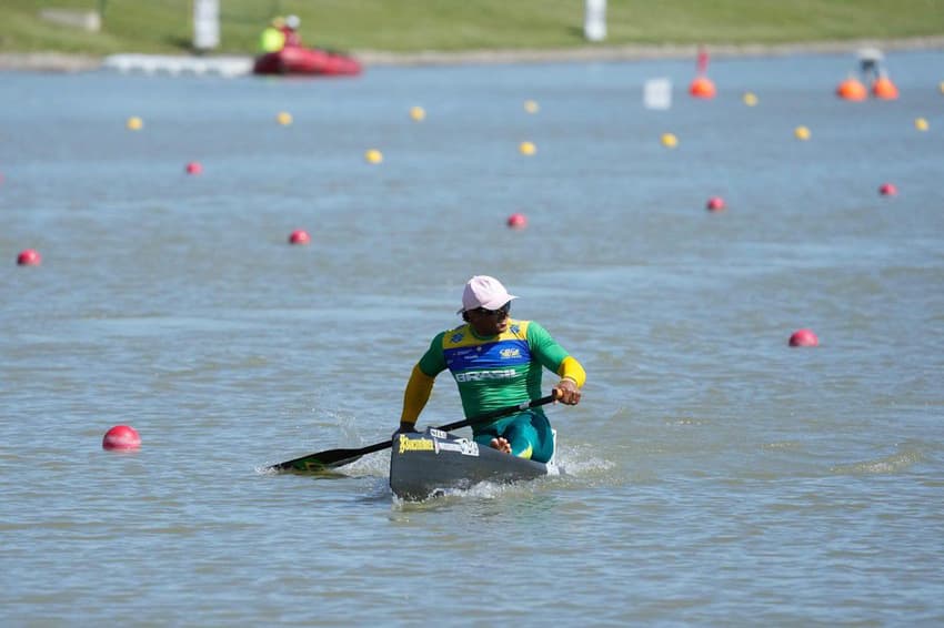 Isaquias Queiroz vence prova C1 500m (Foto: Divulgação)