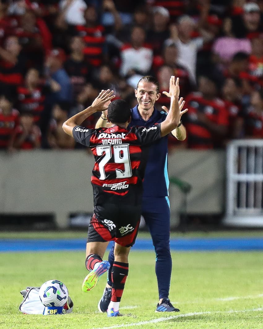Joshua e Filipe Luis Flamengo