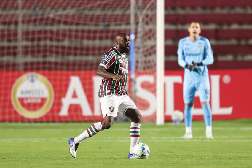 Manoel foi titular do Fluminense contra o GV San José, pela Sul-Americana