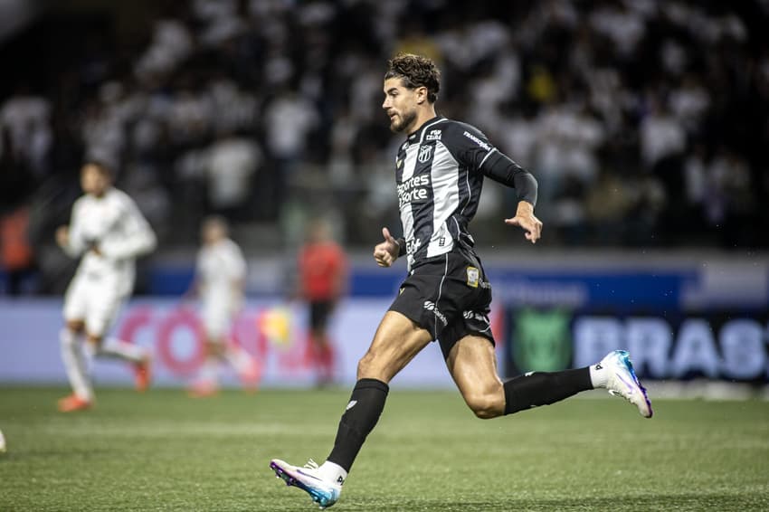 Ceará em partida contra o Santos pelo Brasileirão (Foto: Felipe Santos/Ceará SC)