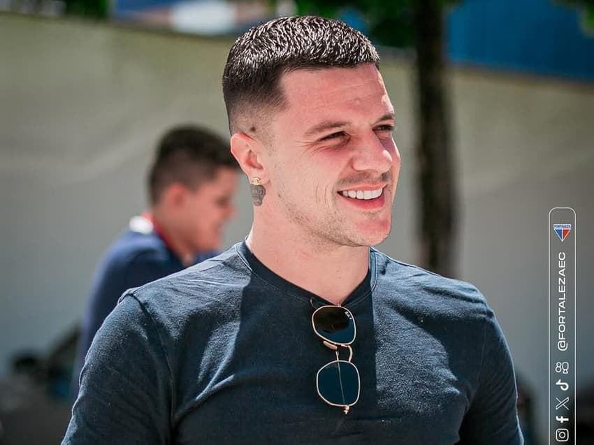 Kayzer se recupera de lesão e pode estrear pelo Vitória Foto: Divulgação / Redes sociais