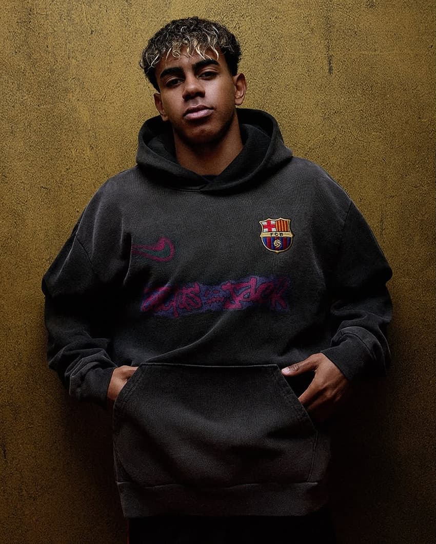 O selo "Cactus Jack" pertence à marca pessoal de Travis Scott, e estampará a camisa do Barcelona no El Clásico (Foto: Divulgação/Barcelona)