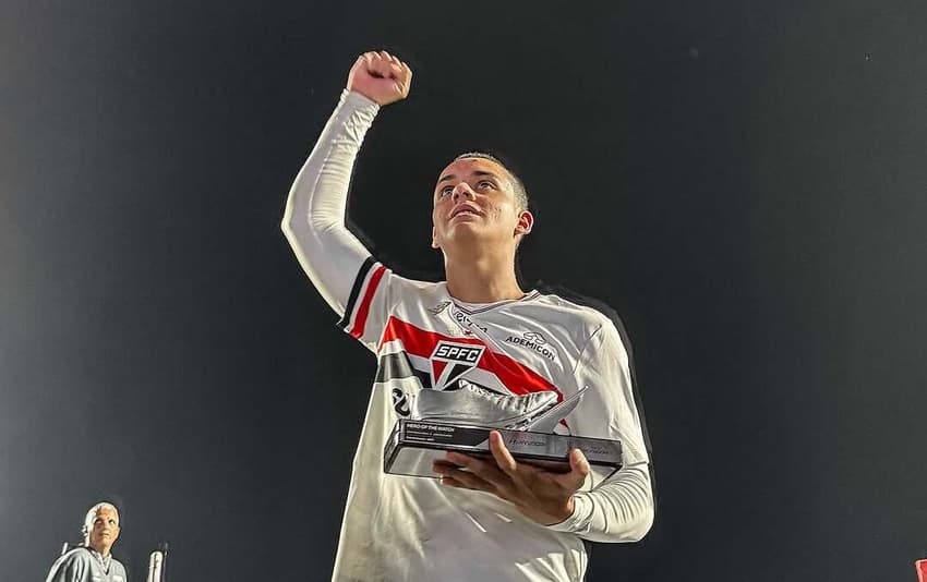 Lucca está em alta no São Paulo (Foto: Erico Leonan / São Paulo FC)