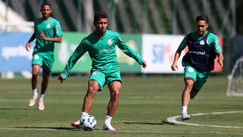 Treino do Palmeiras na Academia de Futebol