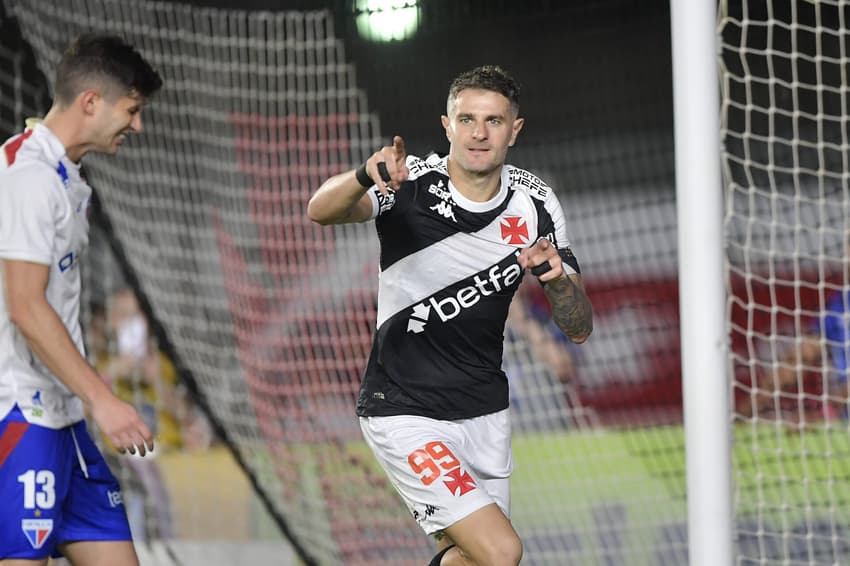 Vegetti Diniz Vasco