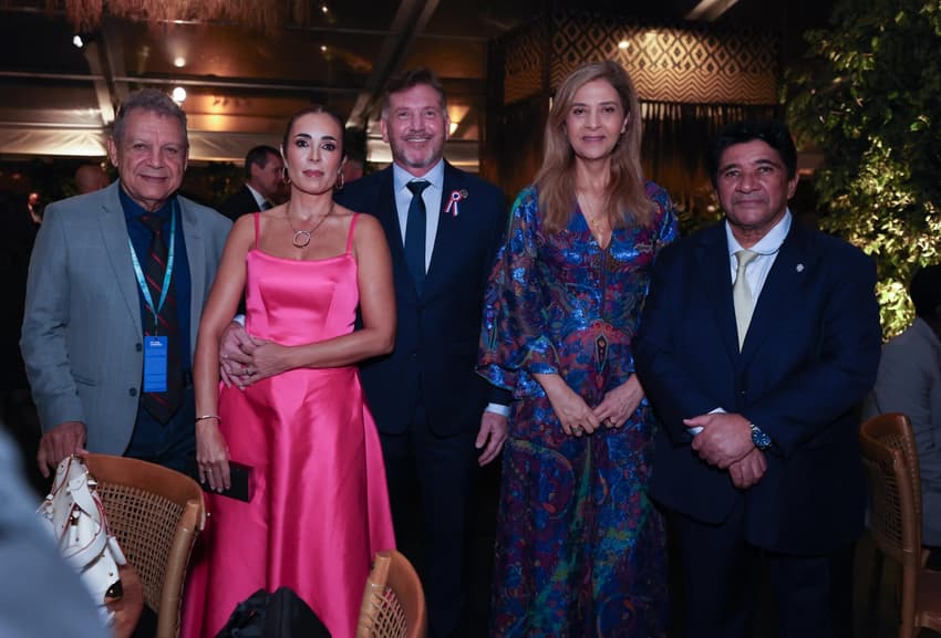 Ednaldo Rodrigues (à direita) em evento da Fifa (Foto: Divulgação)
