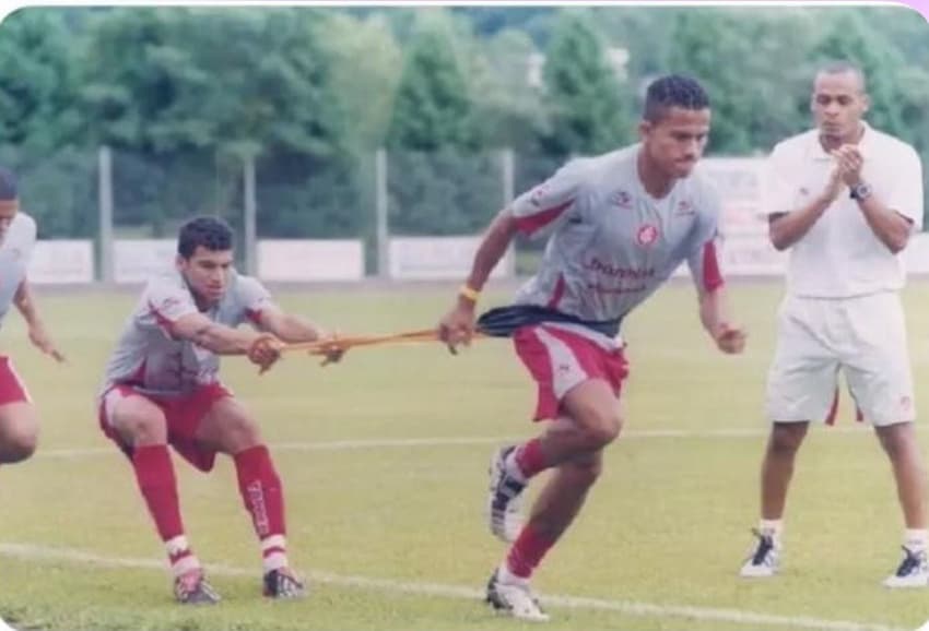 Neto Baiano, Geilson e o preparador físico Paulo Paixão (Foto: Reprodução)