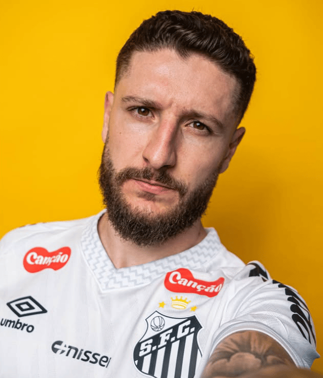 Zé Rafael apresentação no Santos