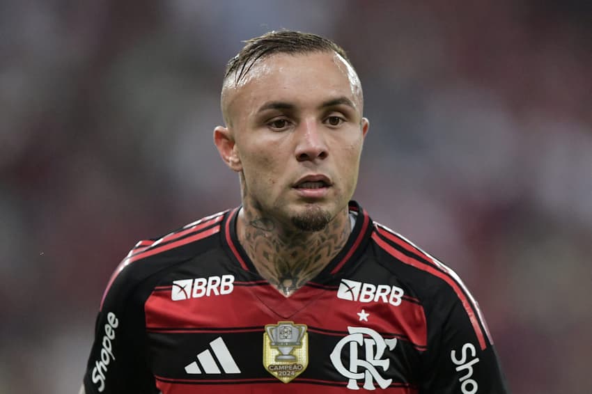 Cebolinha no jogo do Flamengo contra o Botafogo-PB