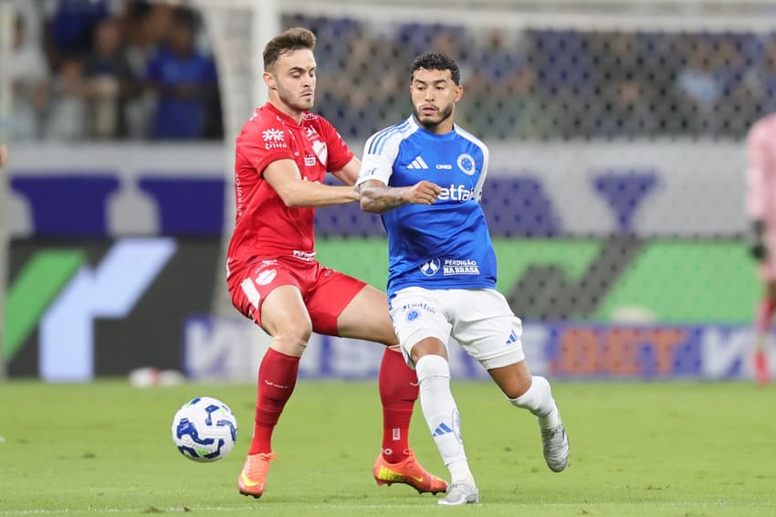 William, do Cruzeiro, durante partida contra o Vila Nova-GO pela Copa do Brasil