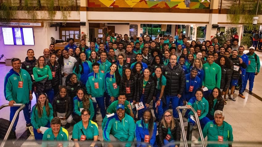 Delegação brasileira em Mar del Plata para o Sul-Americano de atletismo (Foto: Gustavo Alves/CBAt)