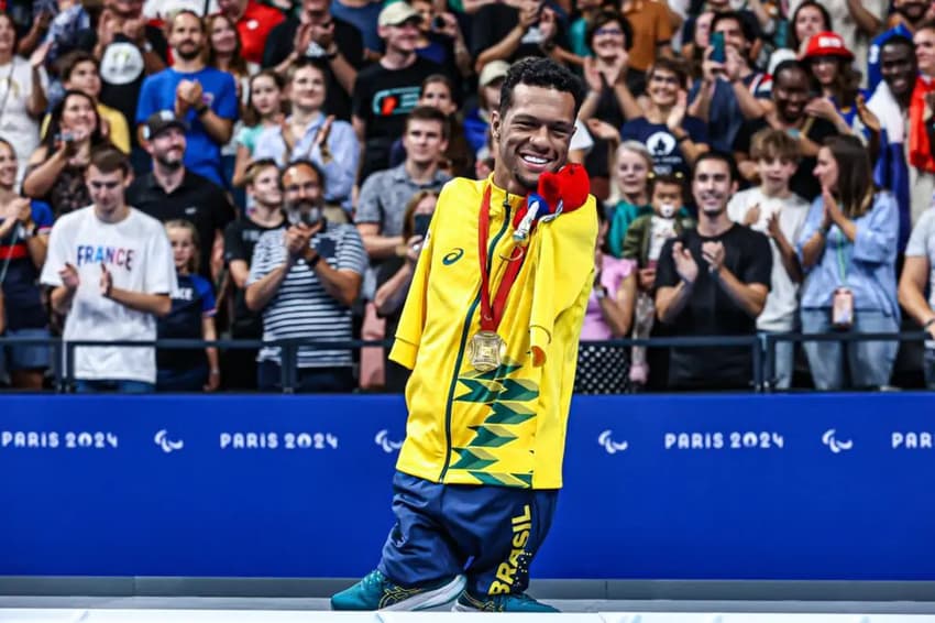 Gabrielzinho conquistou três ouros em Paris