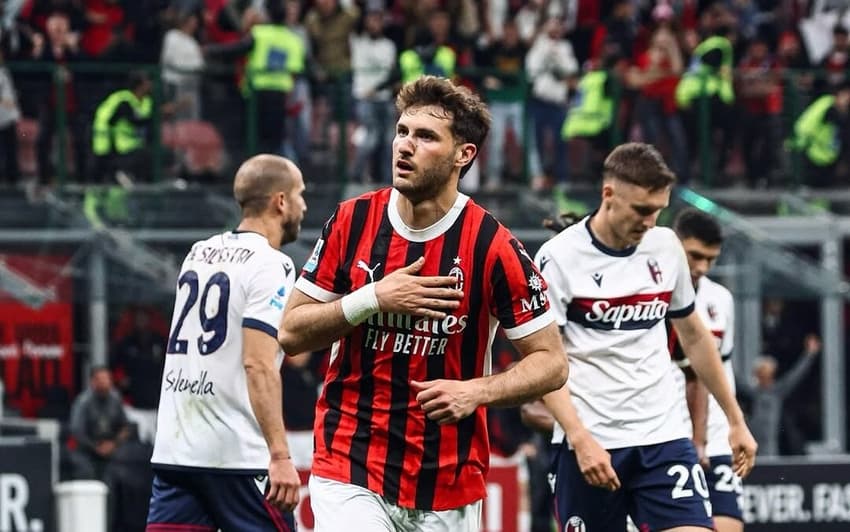 Santi Giménez - Milan x Bologna