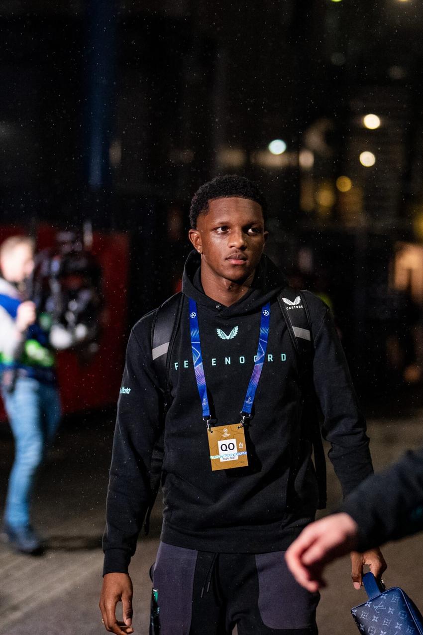 Givairo Read pelo Feyenoord