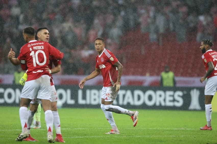 Inter comemora gol diante do Bahia (Foto: Ricardo Duarte/Internacional)