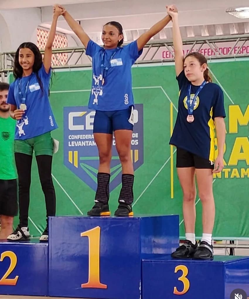 Júlia Martins foi terceira colocada em competição de judô no sul do Brasil (Foto: Arquivo Pessoal)