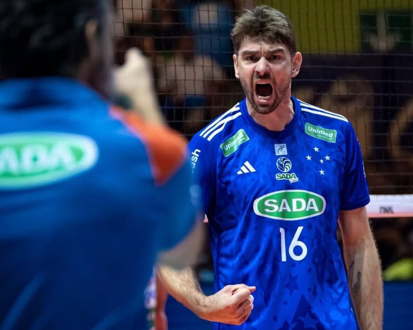 Lucão durante a decisão do Cruzeiro na Superliga (Foto: Divulgação)