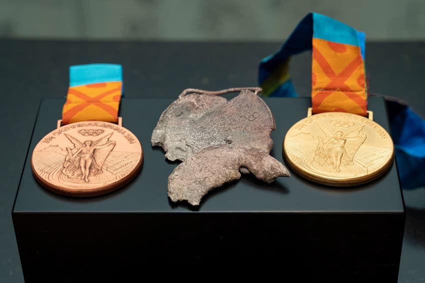 Medalhas de Gary Hall Jr. foram destruídas pelo fogo