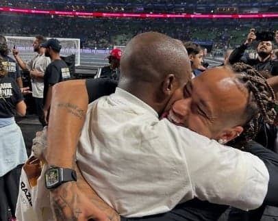 Neymar comemorando o título da Kings League