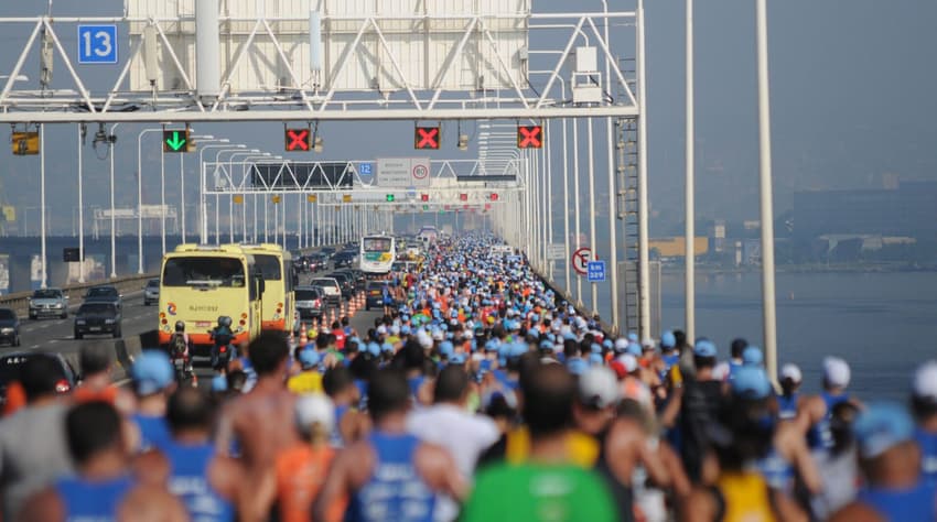 Ediçãso da corrida na ponte Rio-Niterói (Foto: Divulgação / Desafio da Ponte)