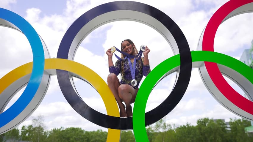 Rebeca conquistou três medalhas individuais e uma por equipes em 2024