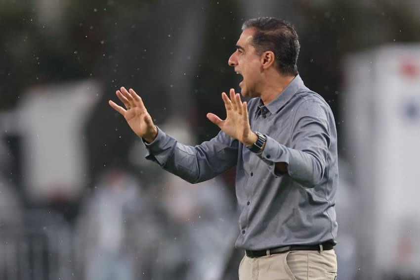 Renato Paiva, técnico do Botafogo