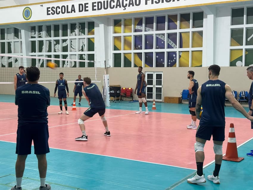 Treino da Seleção Brasileira masculina de vôlei (foto: Kauhan Fiaux)